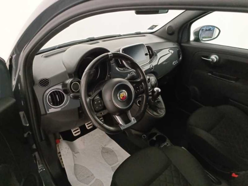 Abarth 595 Cabrio usata a Treviso (11)