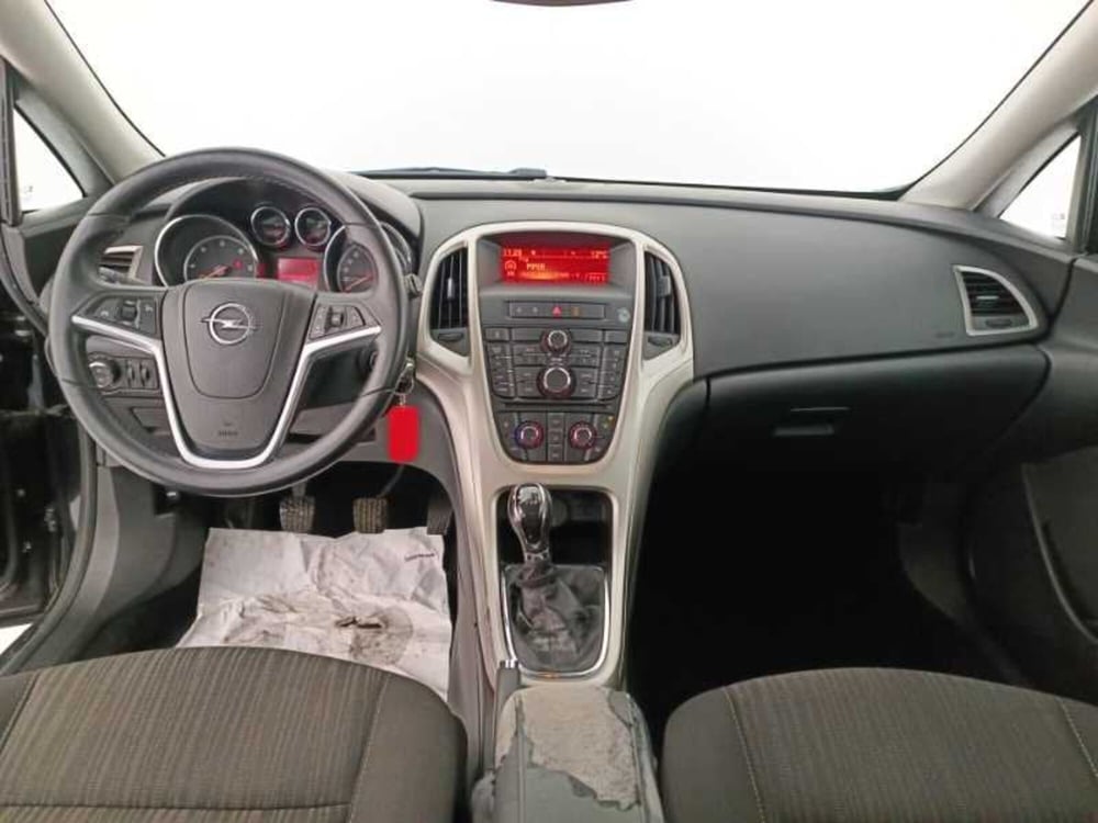 Opel Astra Station Wagon usata a Treviso (9)