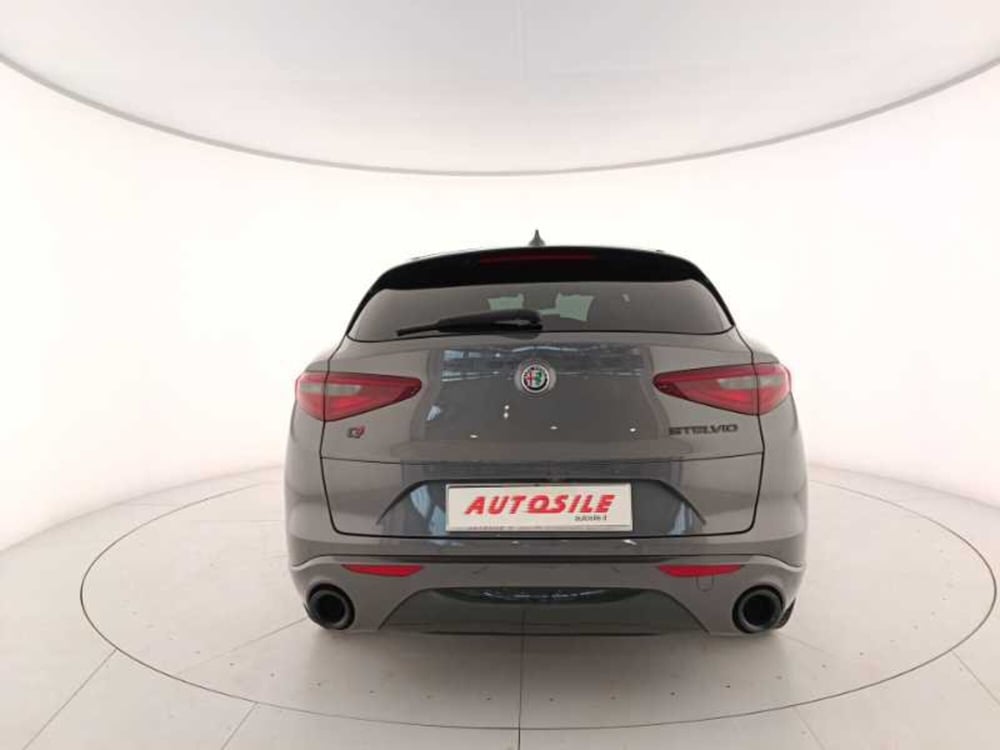 Alfa Romeo Stelvio usata a Treviso (5)