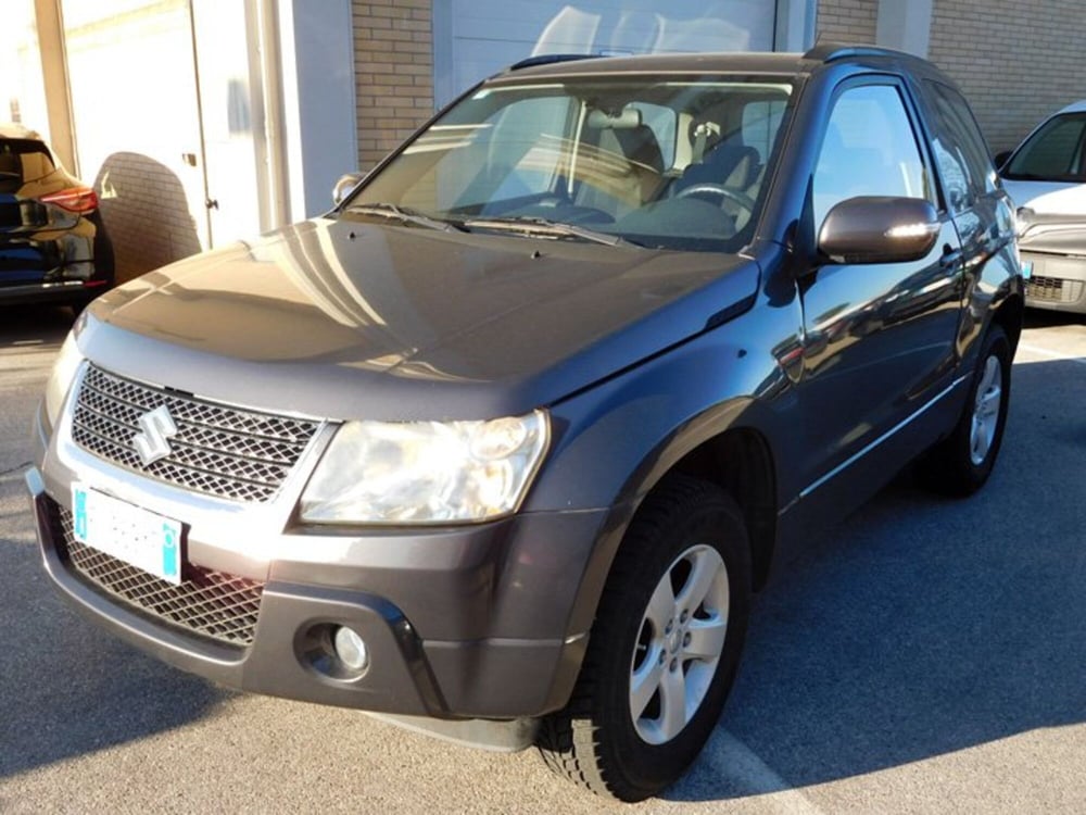 Suzuki Grand Vitara usata a Rimini (4)