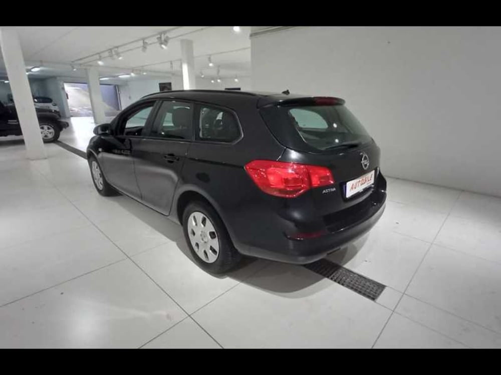 Opel Astra Station Wagon usata a Treviso (4)