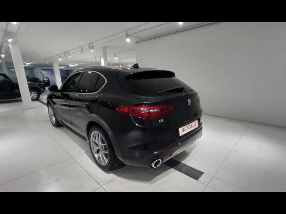 Alfa Romeo Stelvio usata a Treviso (4)