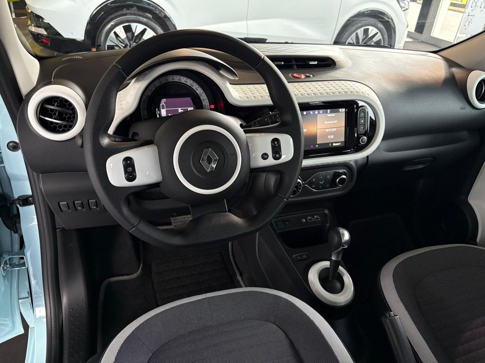 Renault Twingo nuova a Rimini (4)