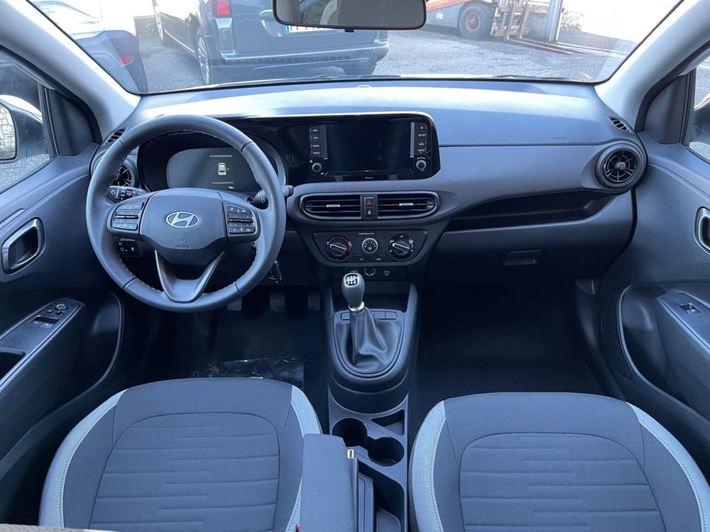 Hyundai i10 nuova a Brescia (9)