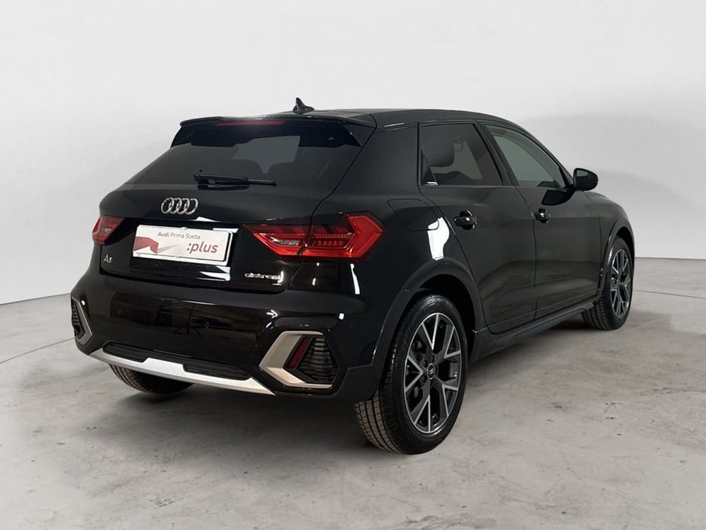 Audi A1 allstreet usata a Caserta (4)