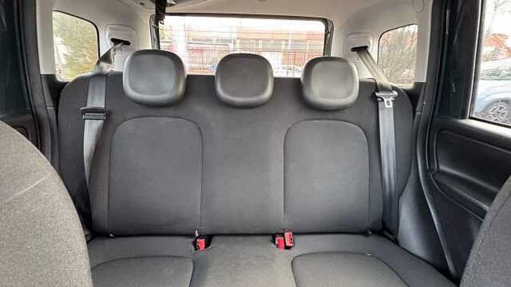 Fiat Panda Cross usata a Milano (8)