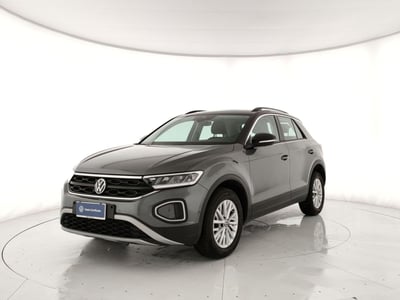 Volkswagen T-Roc 2.0 tdi Life 150cv dsg del 2023 usata a Pozzuoli