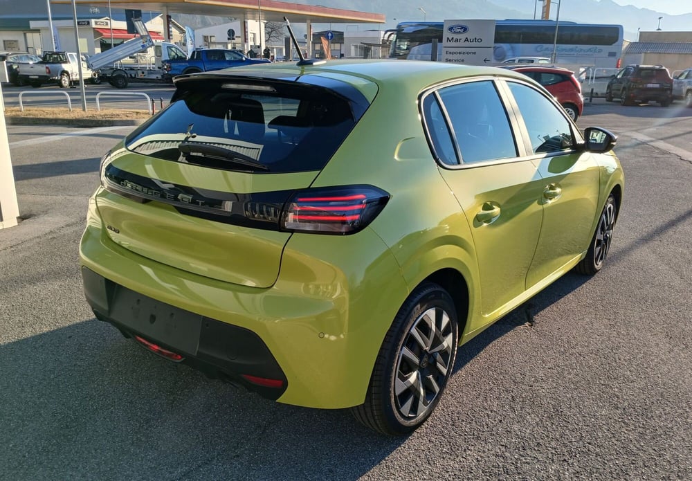 Peugeot 208 nuova a Belluno (3)