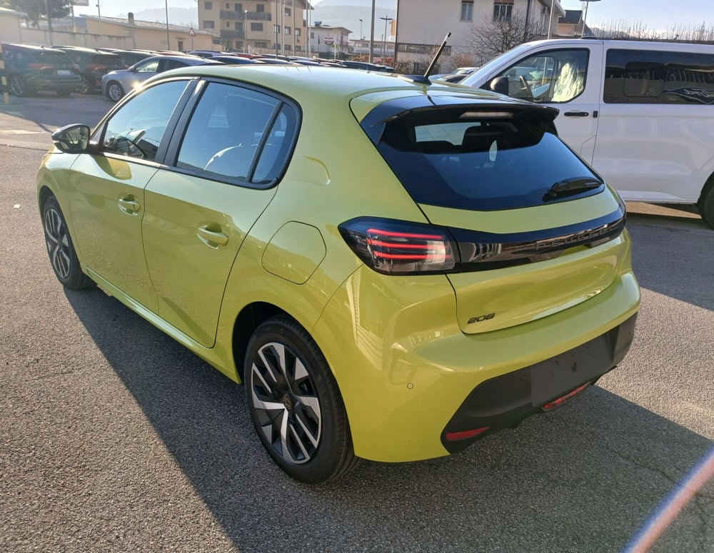 Peugeot 208 nuova a Belluno (4)