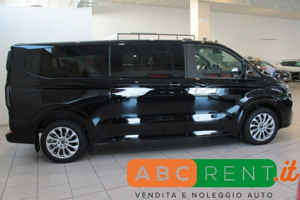 Ford Tourneo Custom nuova a Milano (3)