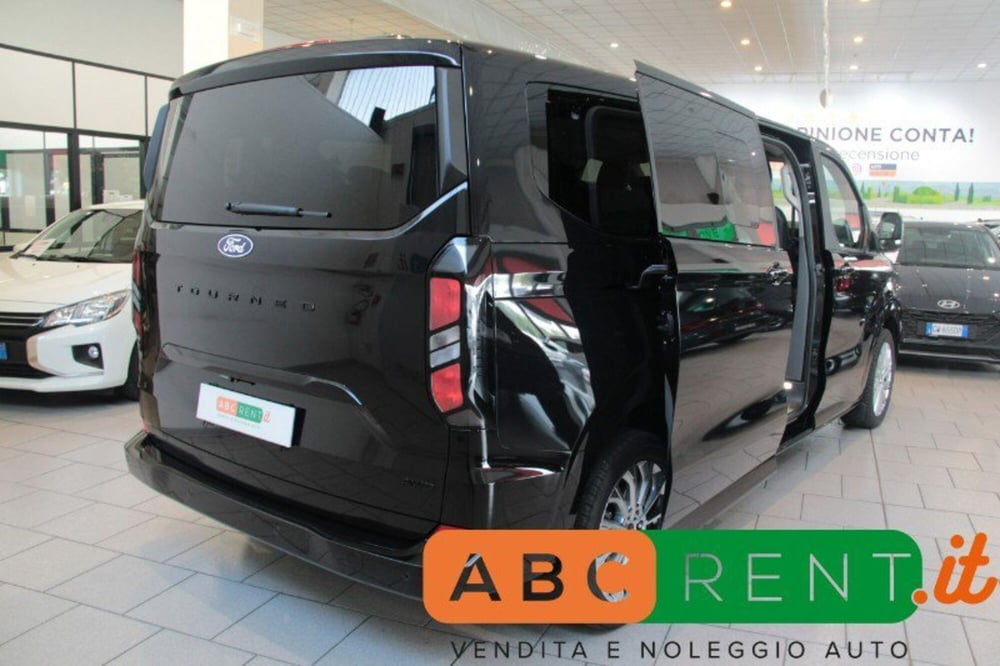 Ford Tourneo Custom nuova a Milano (7)