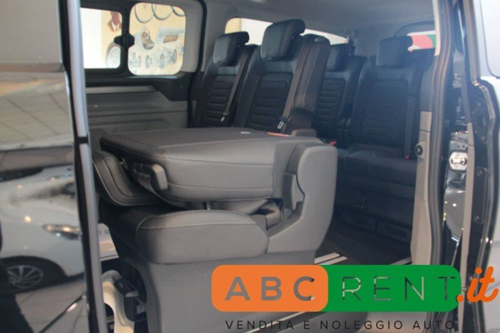 Ford Tourneo Custom nuova a Milano (10)