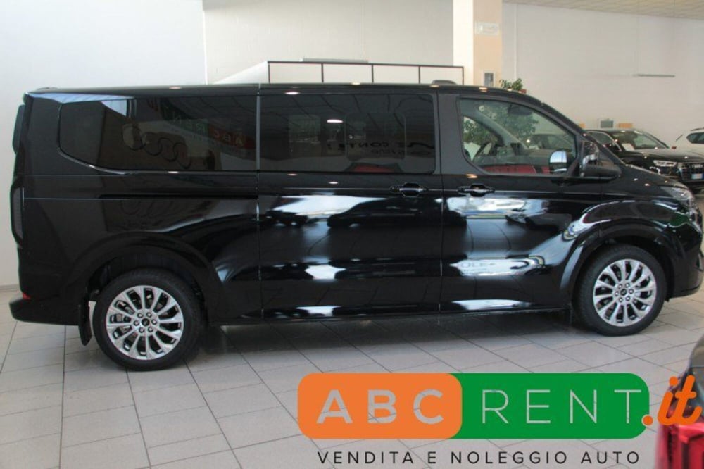 Ford Tourneo Custom nuova a Milano (3)