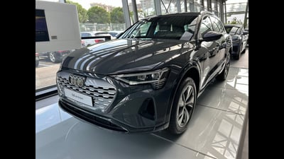 Audi Q8 Sportback 50 quattro nuova a Palermo