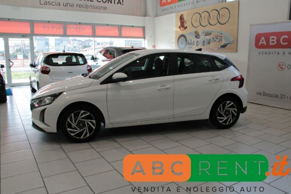 Hyundai i20 nuova a Milano (4)