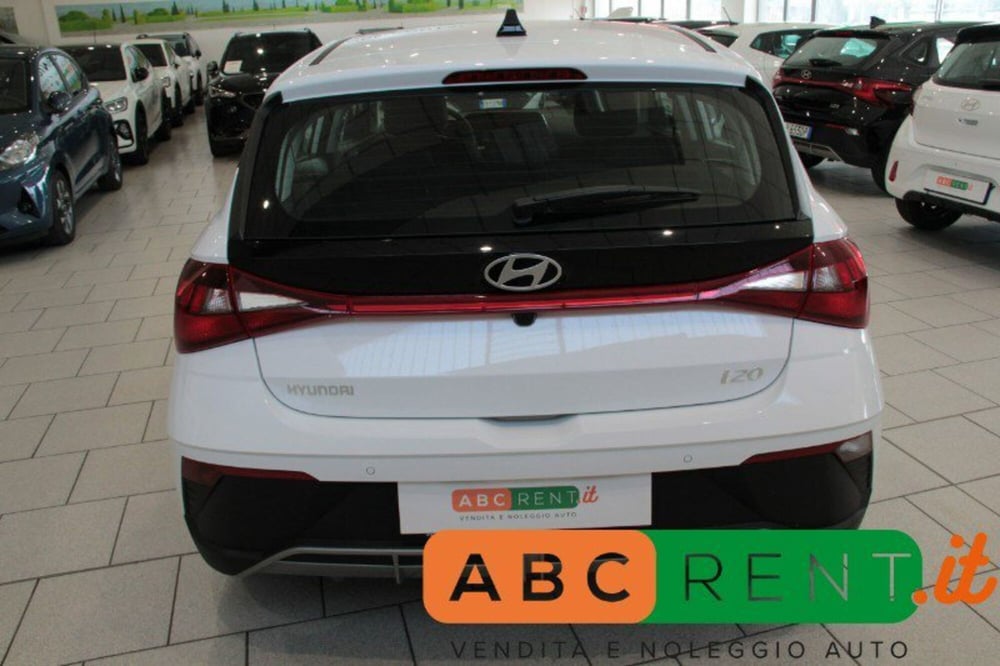 Hyundai i20 nuova a Milano (6)