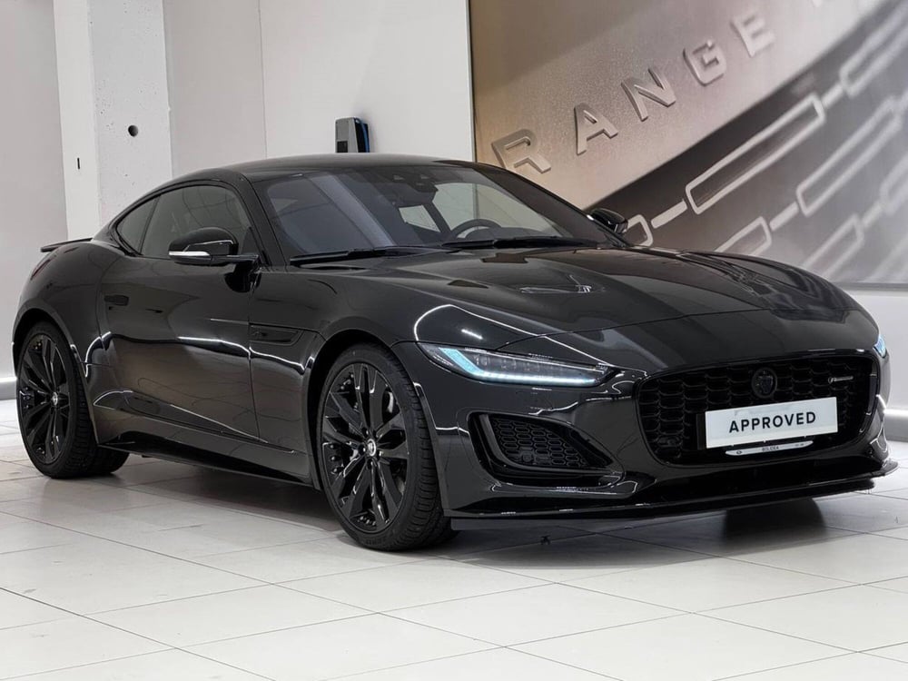 Jaguar F-Type Coupé nuova a Savona