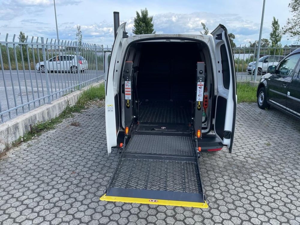 Volkswagen Veicoli Commerciali Caddy usata a Lucca (19)