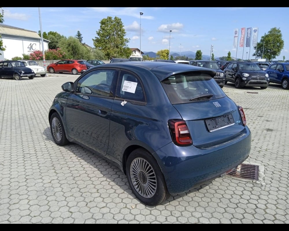 Fiat 500e nuova a Lucca (7)