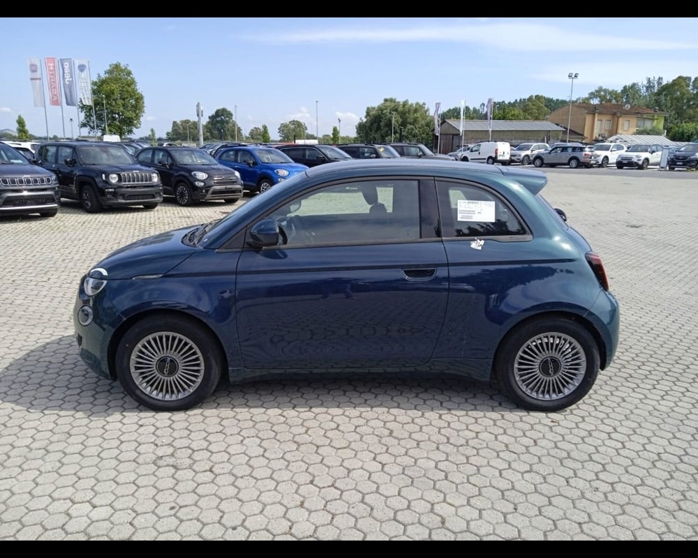 Fiat 500e nuova a Lucca (8)