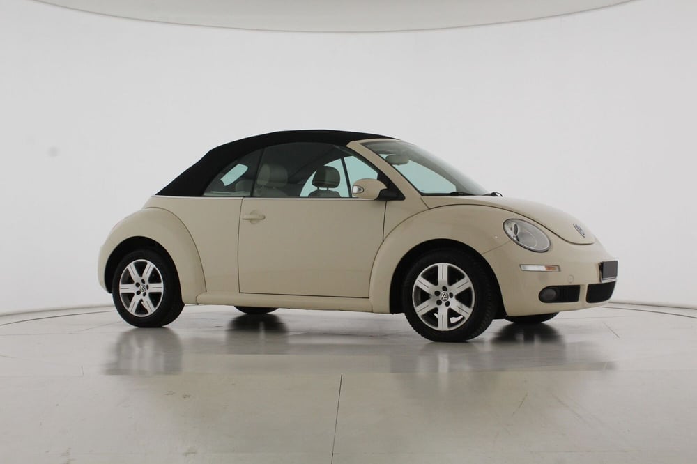 Volkswagen New Beetle Cabrio usata a Perugia (3)