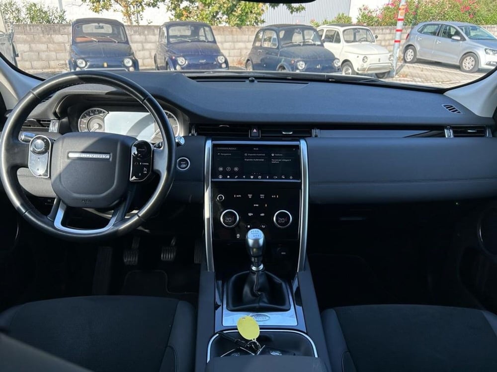 Land Rover Discovery Sport usata a Lucca (12)