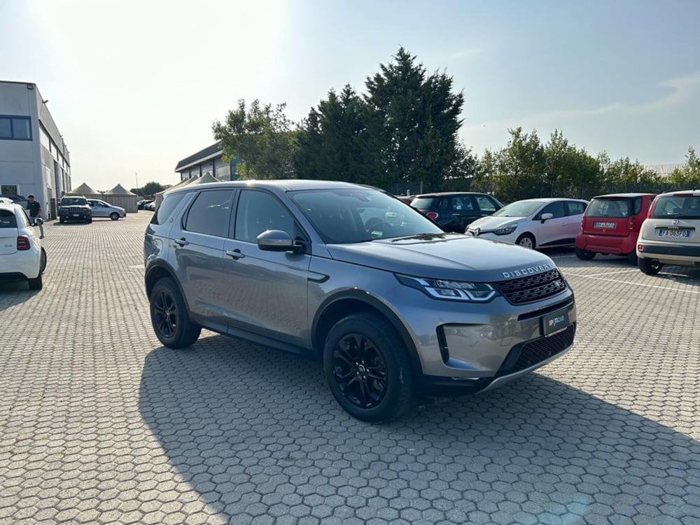 Land Rover Discovery Sport usata a Lucca (3)