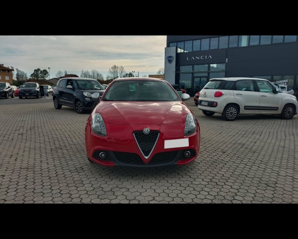 Alfa Romeo Giulietta usata a Lucca (2)