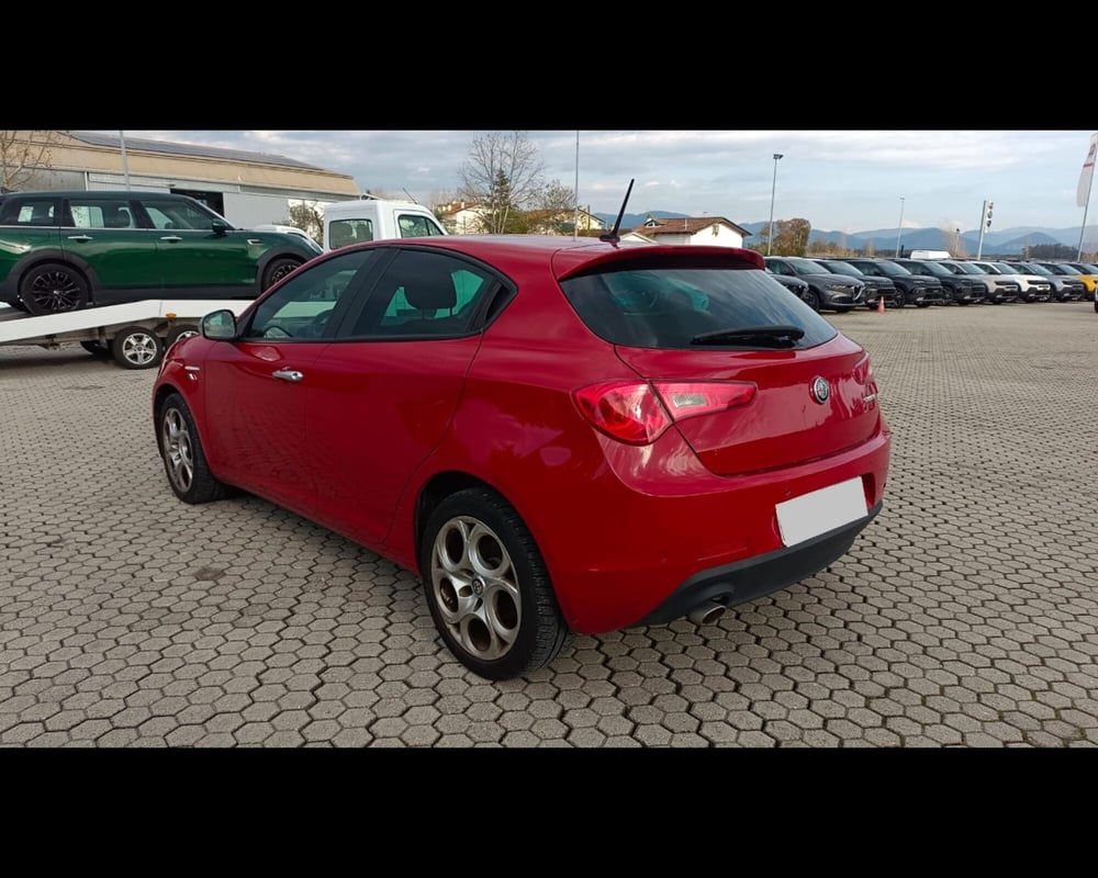 Alfa Romeo Giulietta usata a Lucca (7)