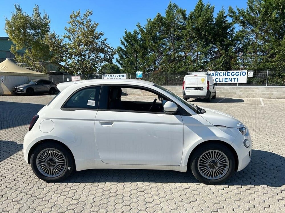 Fiat 500e usata a Lucca (4)