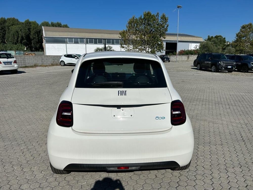 Fiat 500e usata a Lucca (6)