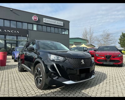 Peugeot 2008 PureTech 130 S&amp;S Active Pack  del 2021 usata a Massarosa