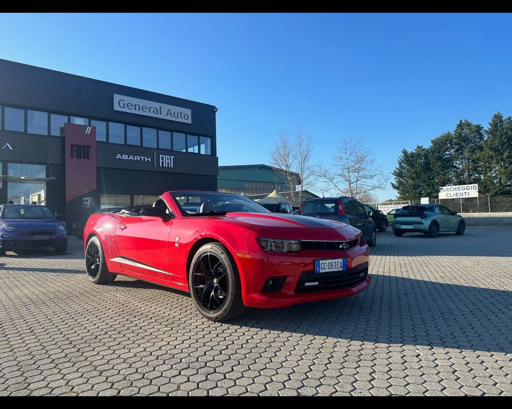 Chevrolet Camaro Cabrio usata a Lucca