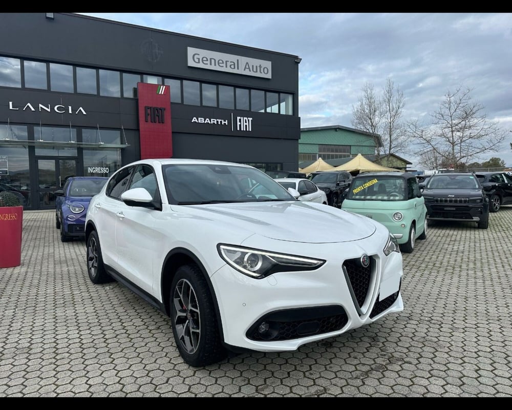 Alfa Romeo Stelvio usata a Lucca