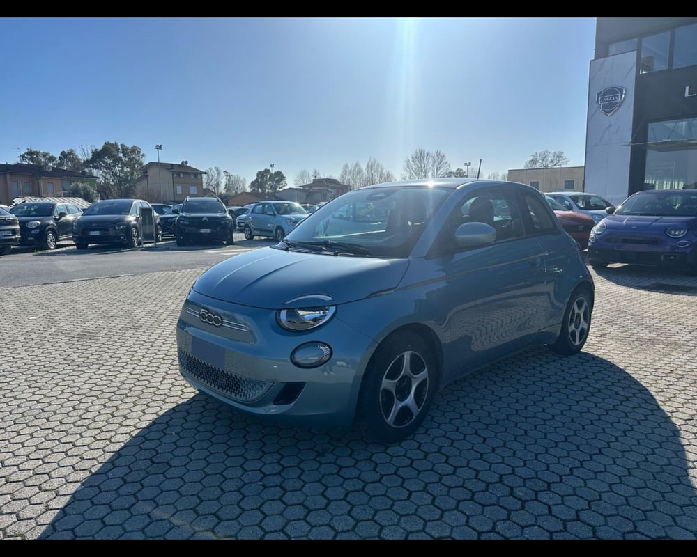 Fiat 500e usata a Lucca (3)