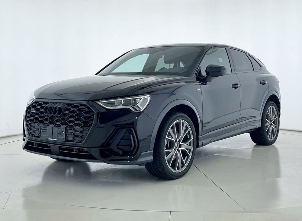 Audi Q3 Sportback nuova a Perugia