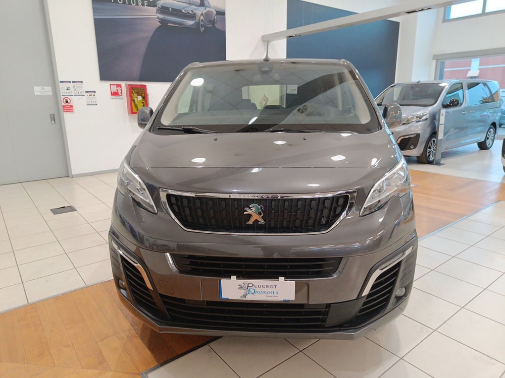 Peugeot e-Traveller usata a Cremona (5)