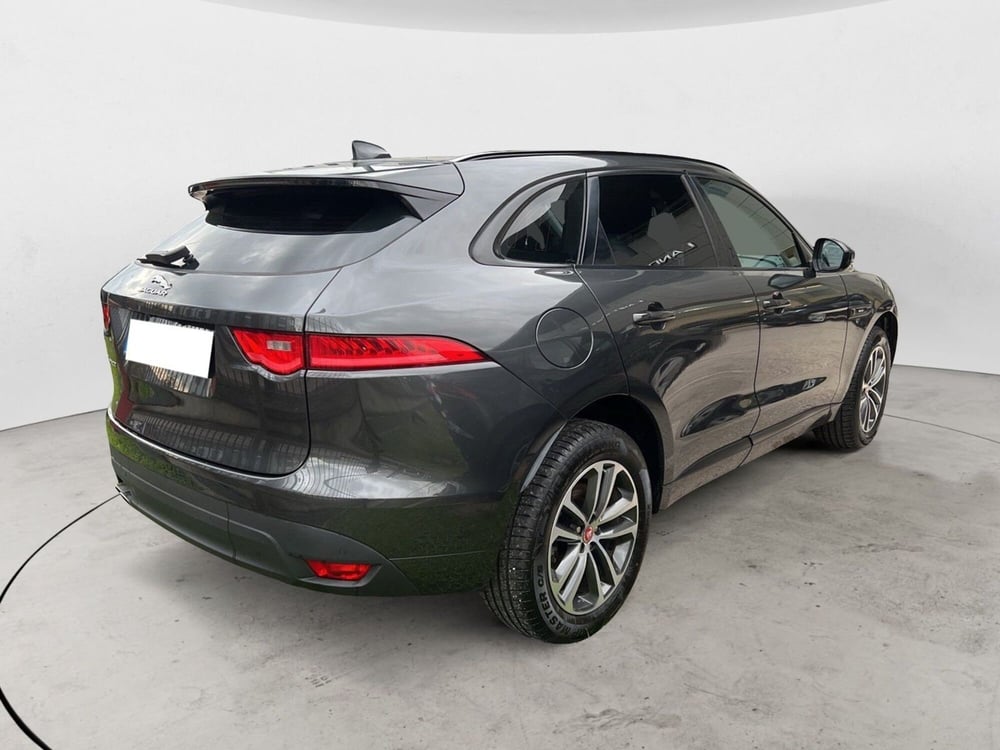 Jaguar F-Pace usata a Arezzo (2)