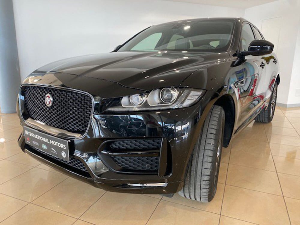 Jaguar F-Pace usata a Arezzo (10)