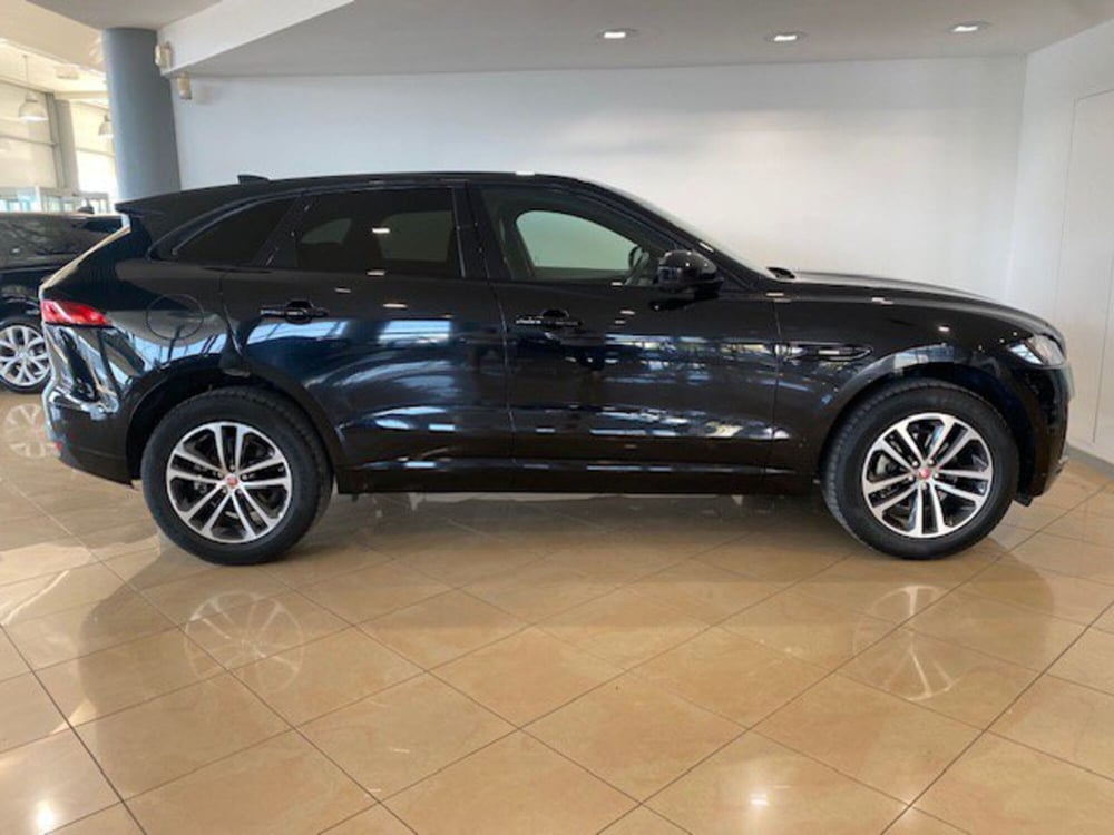 Jaguar F-Pace usata a Arezzo (6)