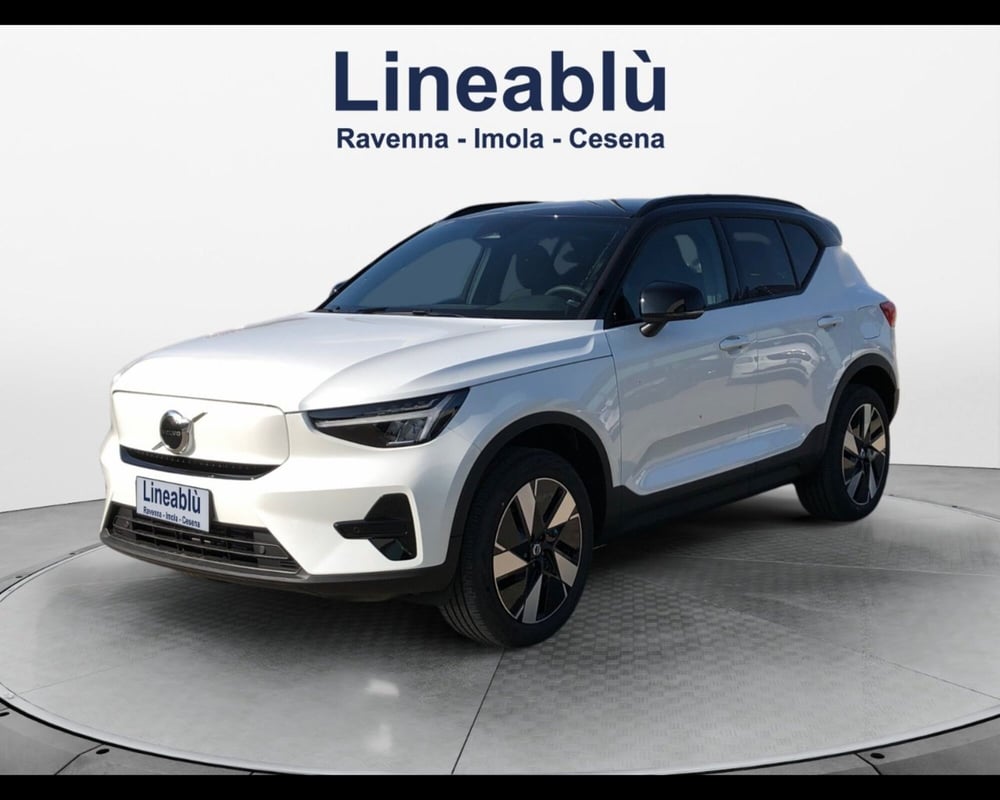 Volvo XC40 nuova a Ravenna