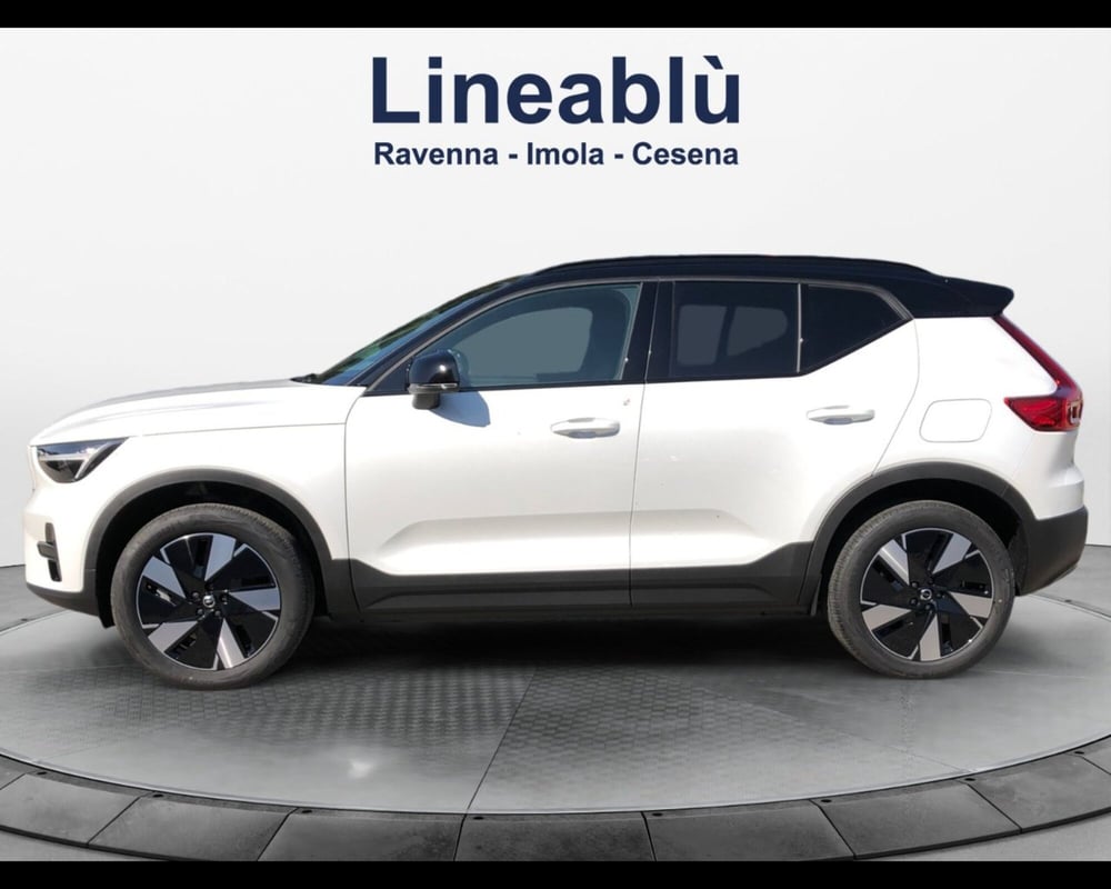 Volvo XC40 nuova a Bologna (2)