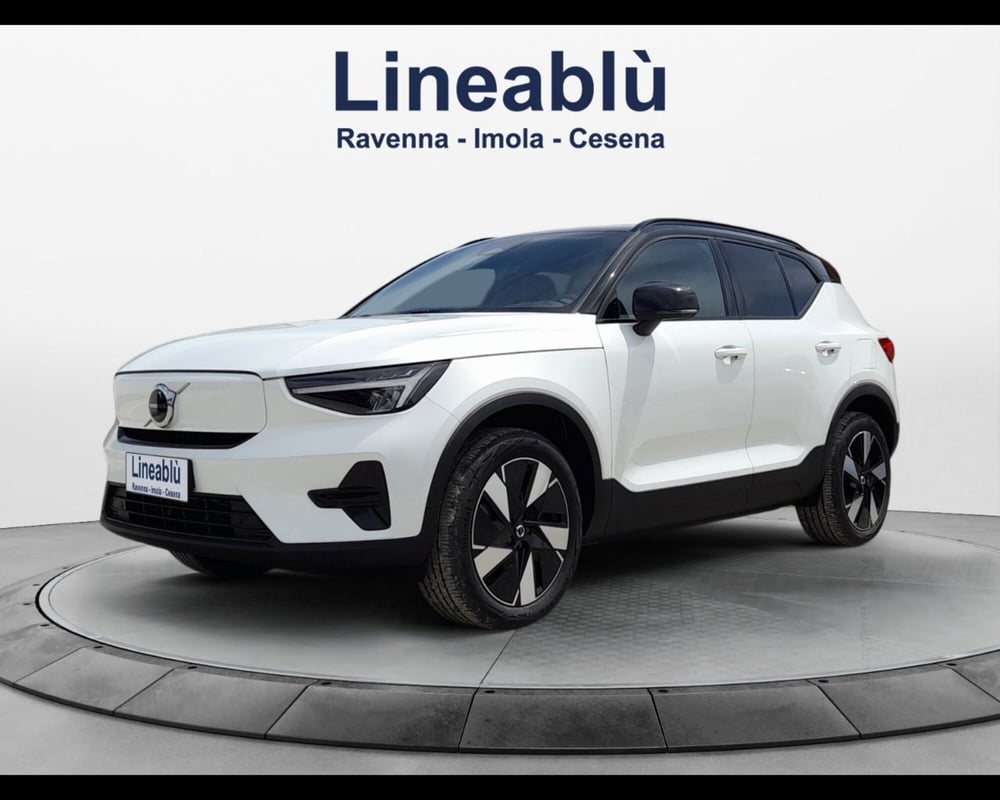 Volvo XC40 nuova a Ravenna