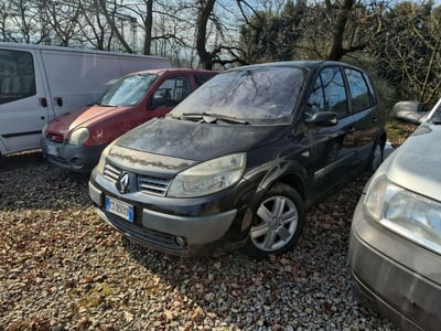 Renault Grand Sc&eacute;nic 1.5 dCi/100CV Confort Dynamique del 2004 usata a Terranuova Bracciolini