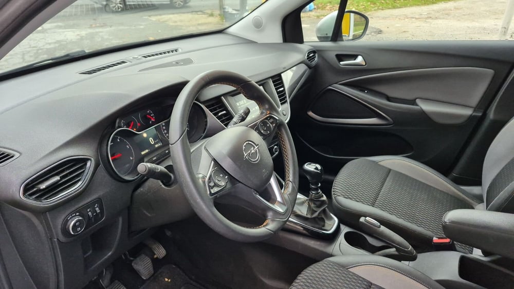 Opel Crossland X usata a Pistoia (9)