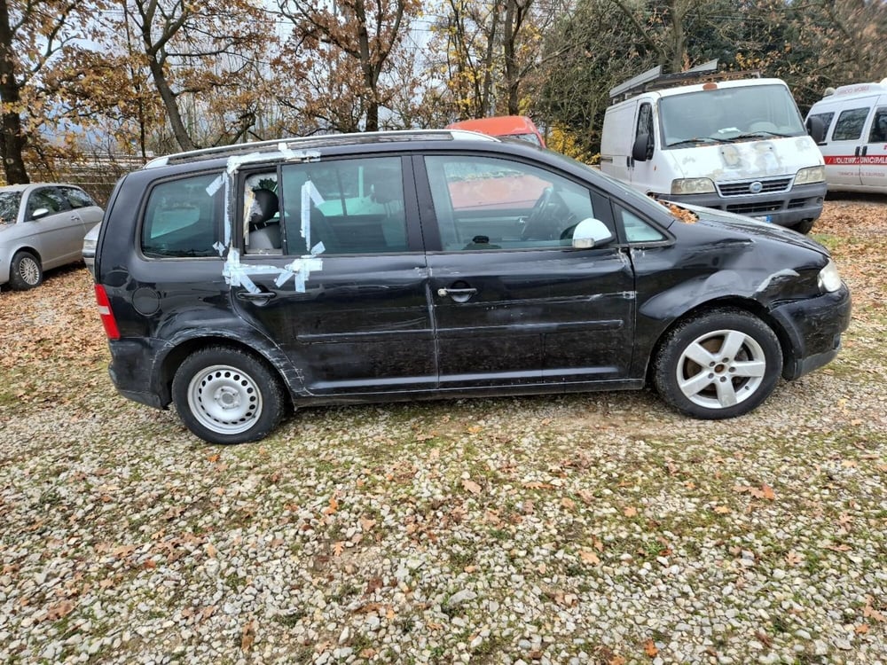 Volkswagen Touran usata a Arezzo (4)