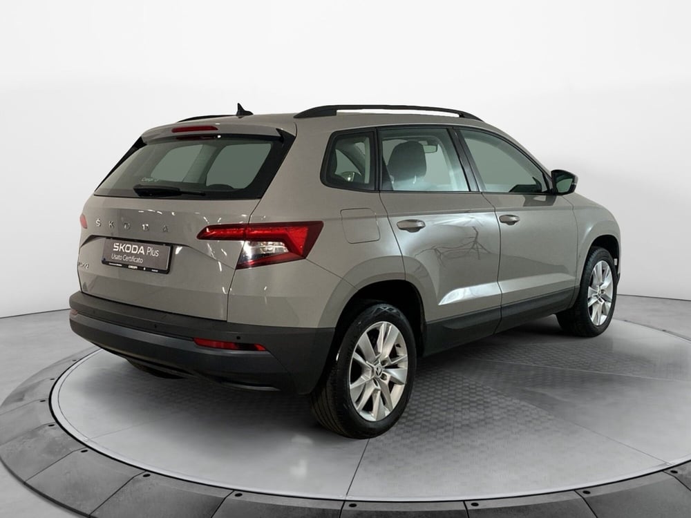 Skoda Karoq usata a Varese (6)