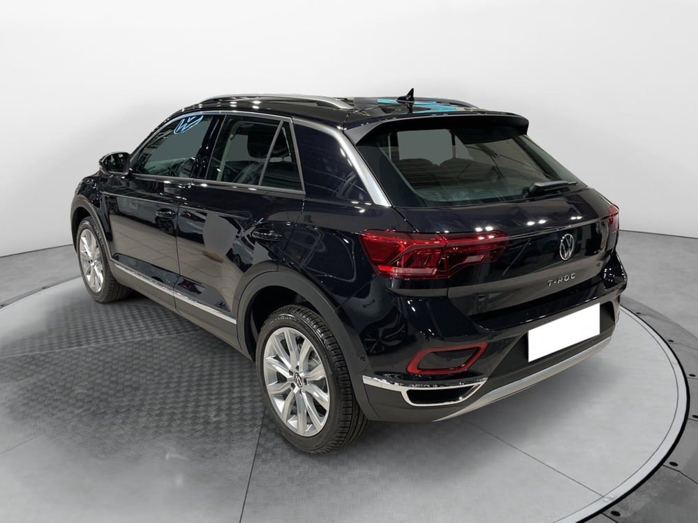 Volkswagen T-Roc nuova a Varese (6)