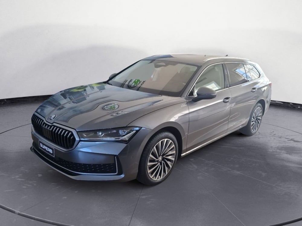 Skoda Superb Station Wagon nuova a Potenza