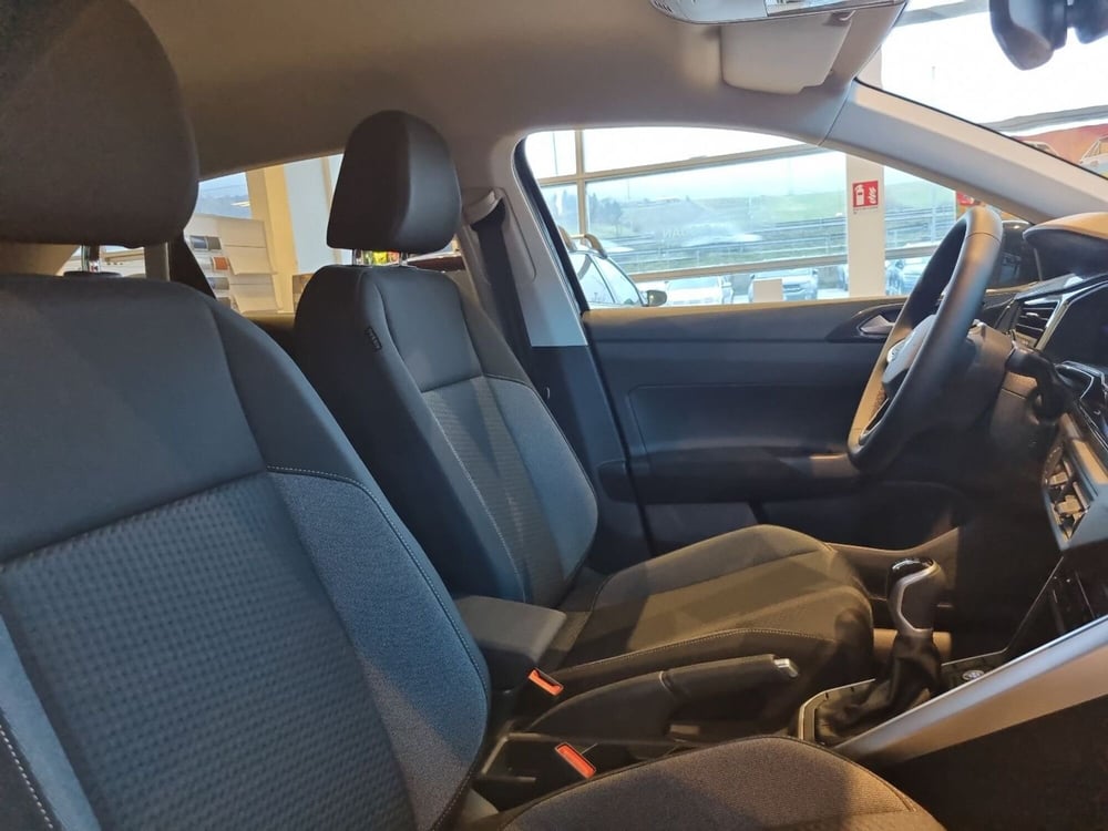 Volkswagen Taigo nuova a Potenza (10)